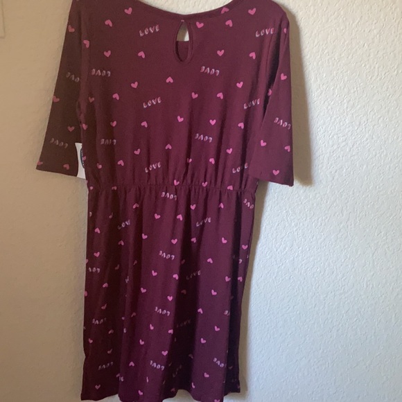 Old Navy - Picture 2 of 4